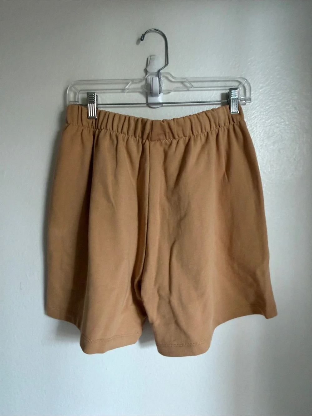 Buck Mason | Casual Elastic Waist Women's Shorts in Camel